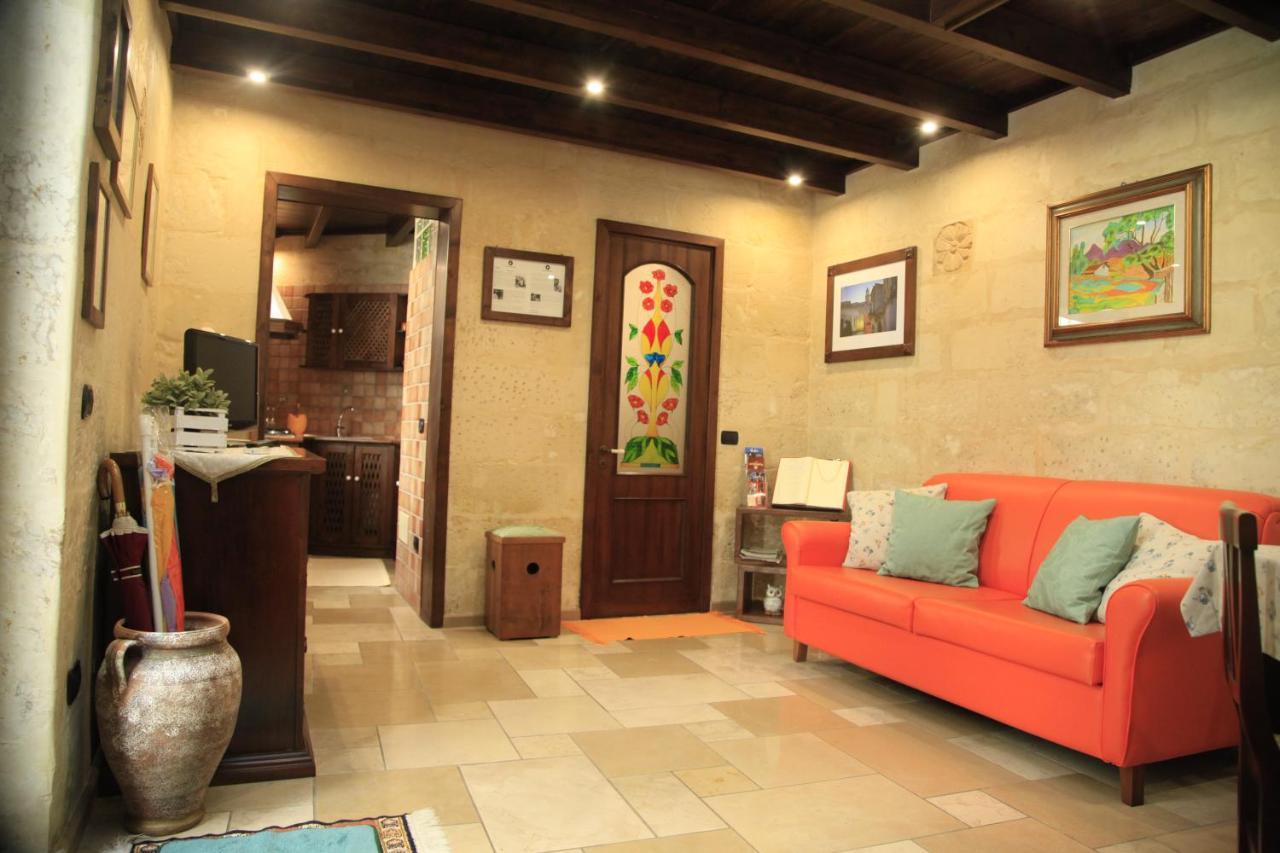 Dimora Dei Figuli Hotel เลชเช ภายนอก รูปภาพ