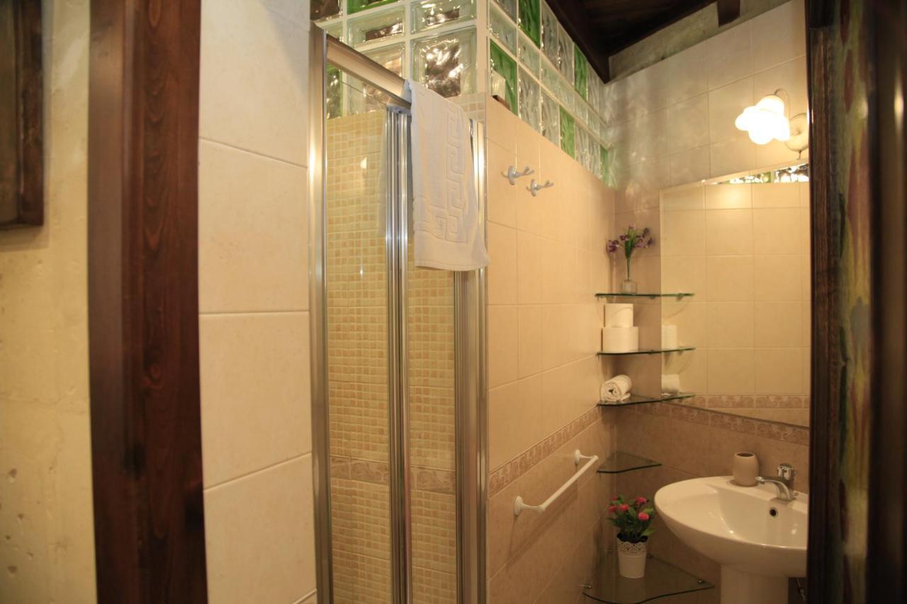 Dimora Dei Figuli Hotel เลชเช ห้อง รูปภาพ